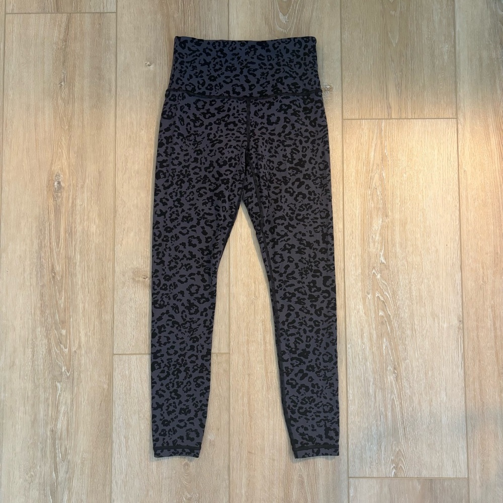 Women’s Athleta Cheetah Print Ultra High Rise